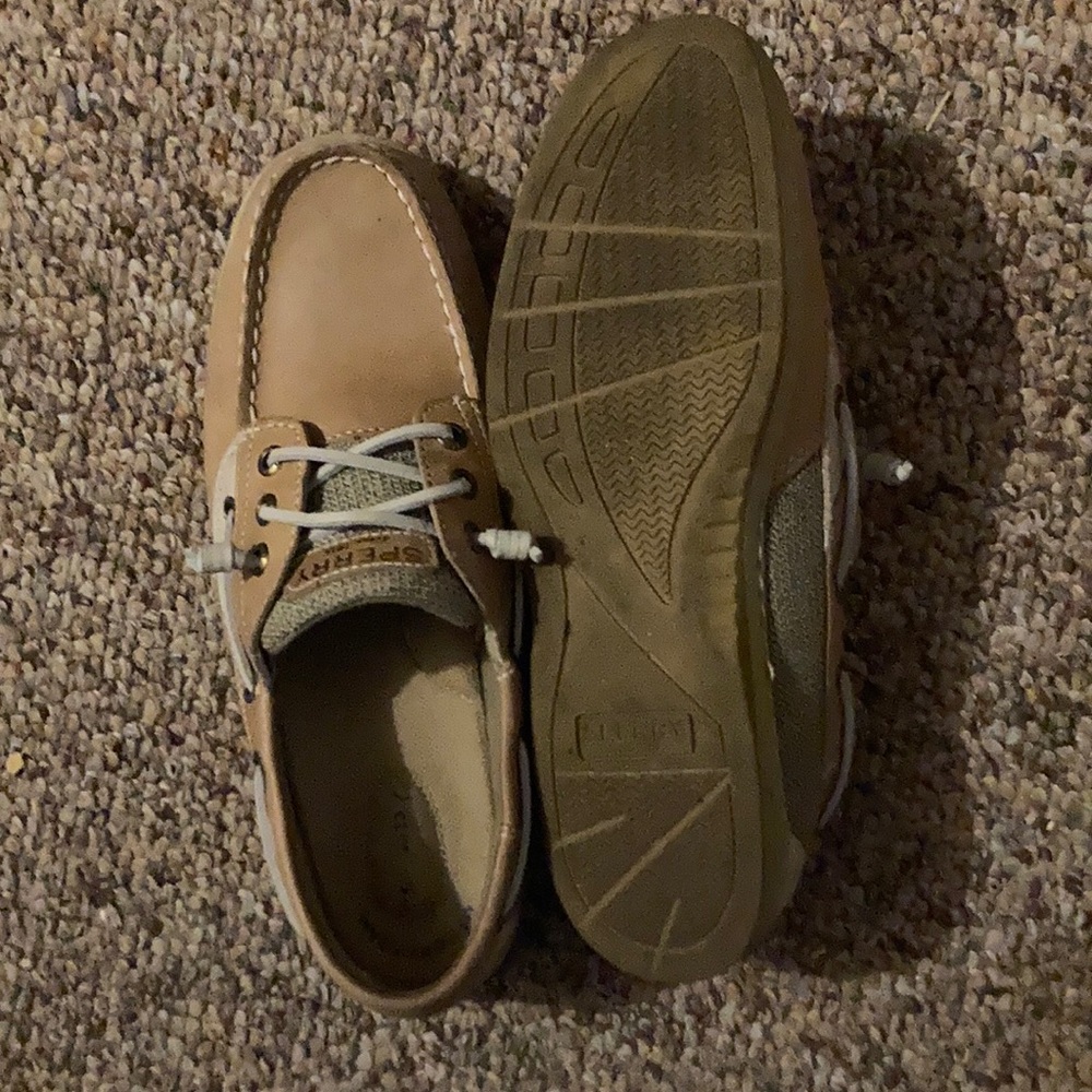 Sperry boat shoes